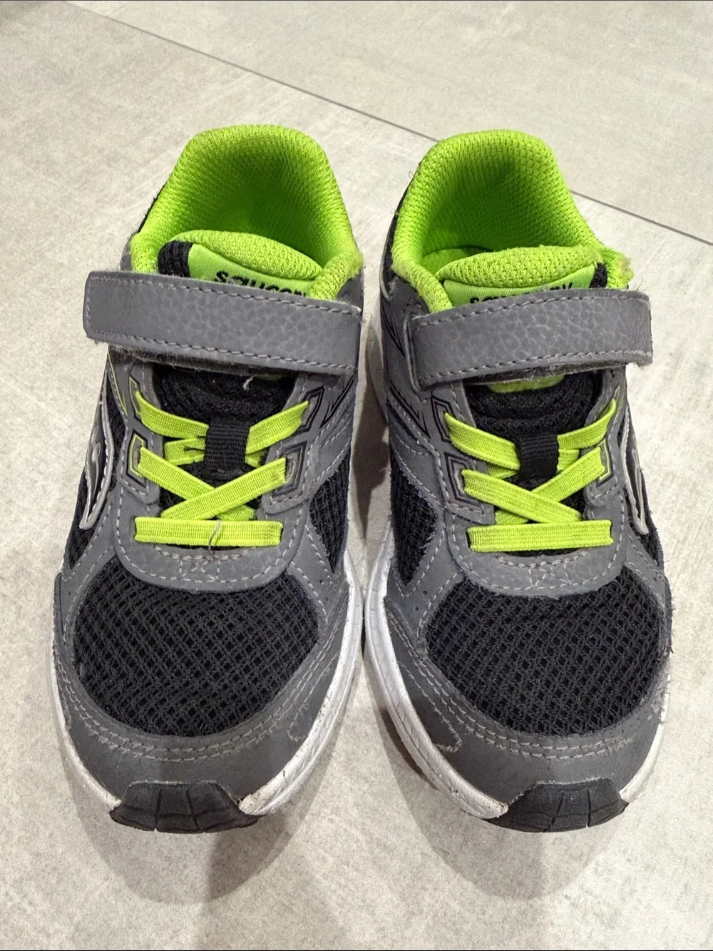Saucony Kids Gray Sneakers with Lime Accents